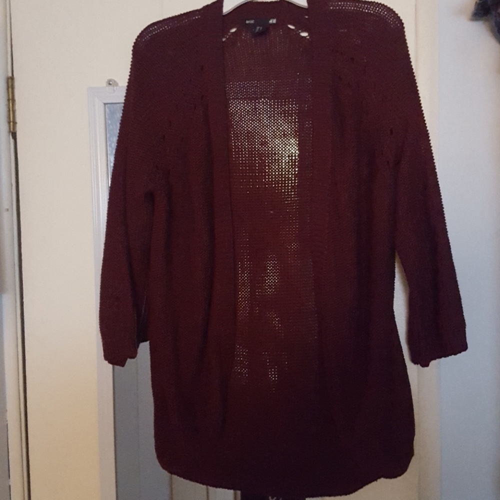 H&M shrug